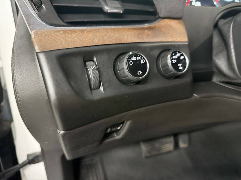 2016 Cadillac Escalade Premium Collection