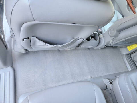 2004 Toyota Sienna