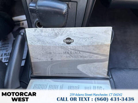 2000 Nissan Maxima