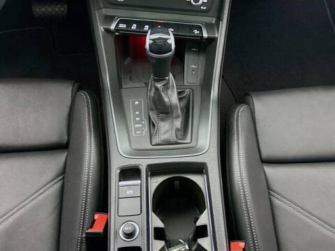 2024 Audi Q3 quattro S line Prem Plus 45 TFSI