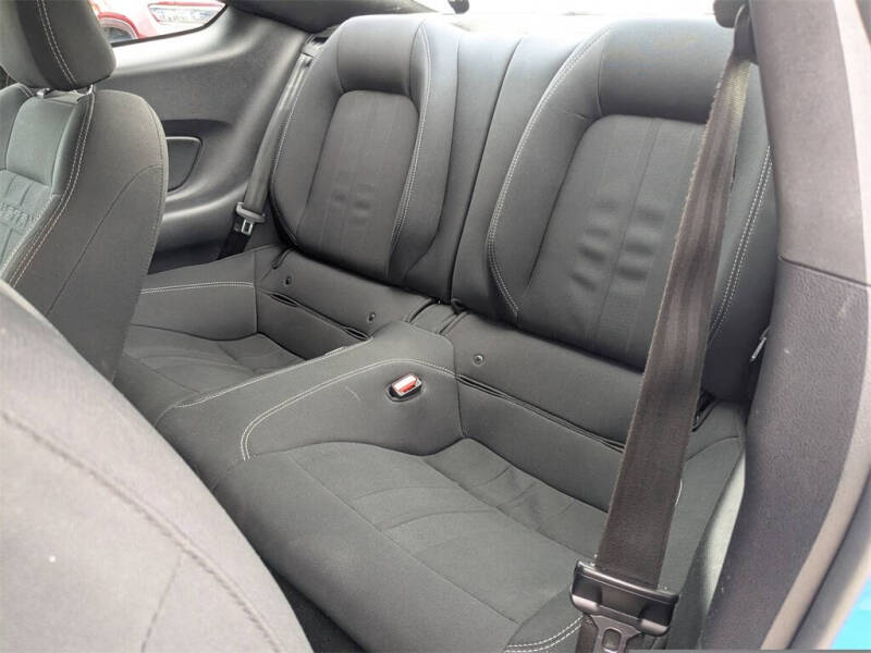 2022 Ford Mustang EcoBoost