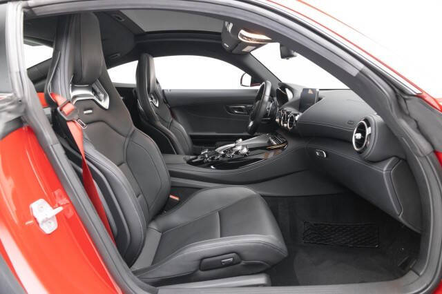 2017 Mercedes-Benz AMG GT