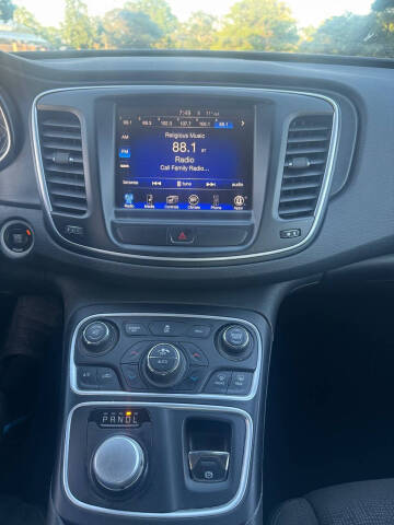2015 Chrysler 200 C