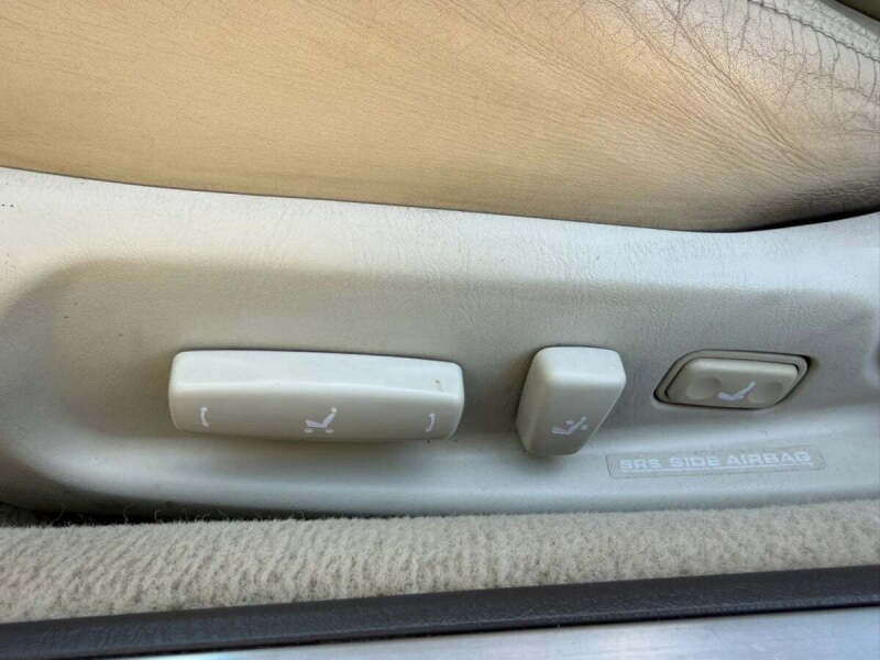 2002 Lexus SC 430