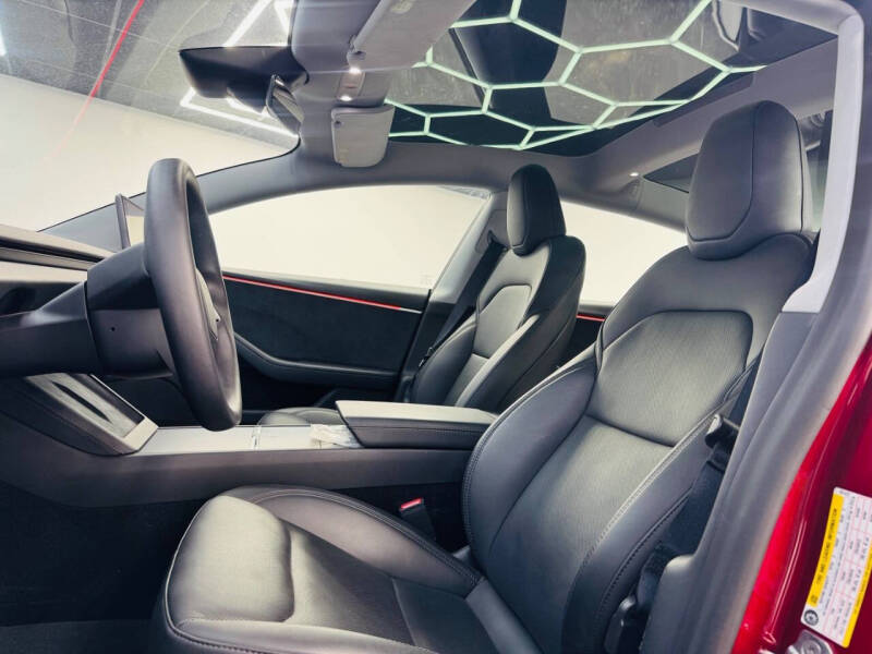 2025 Tesla Model 3 Long Range
