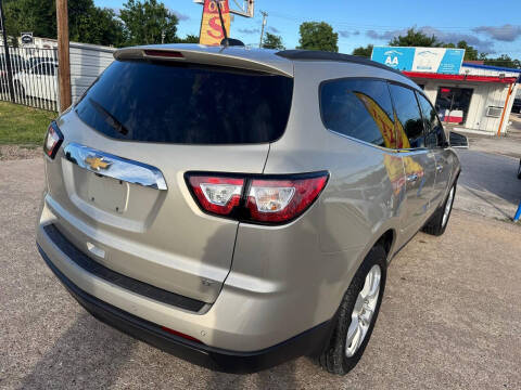 2017 Chevrolet Traverse LT