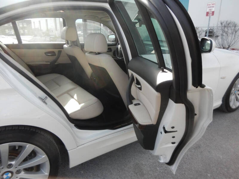 2011 BMW 3 Series 328i