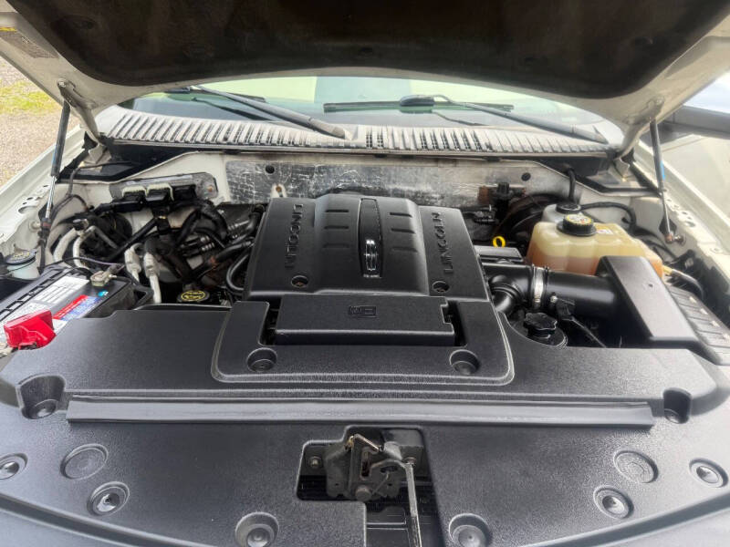 2008 Lincoln Navigator