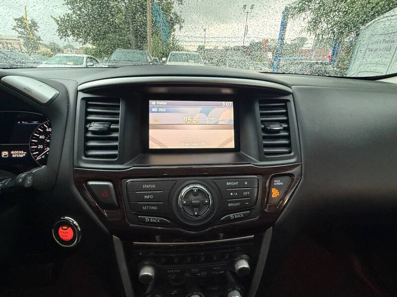2014 Nissan Pathfinder SL