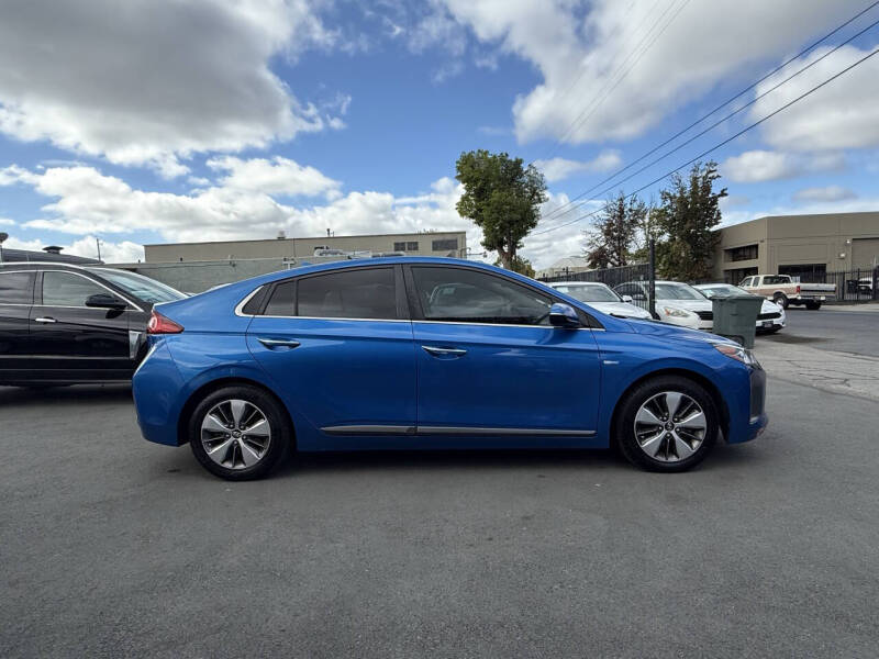 2018 Hyundai Ioniq Plug-in Hybrid Limited