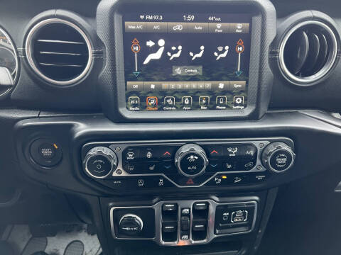 2020 Jeep Wrangler Unlimited Sahara Altitude