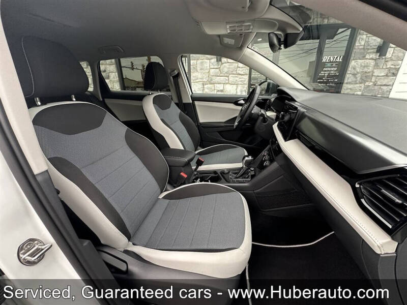 2025 Volkswagen Taos S 4Motion