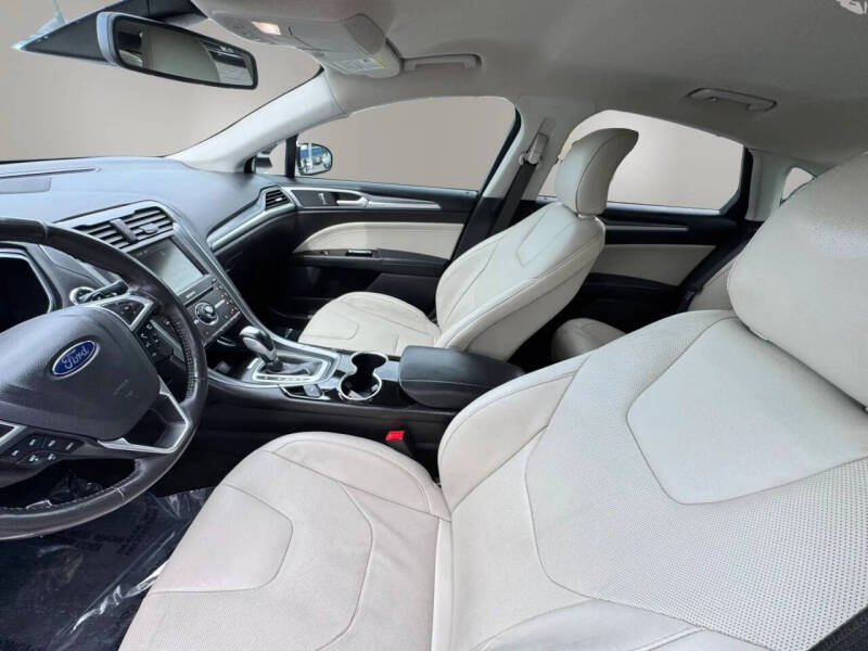 2016 Ford Fusion Titanium