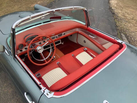 1956 Ford Thunderbird