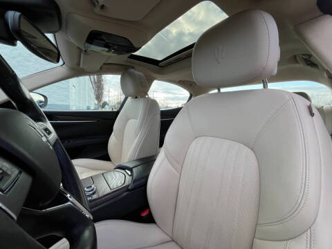 2018 Maserati Ghibli GranLusso