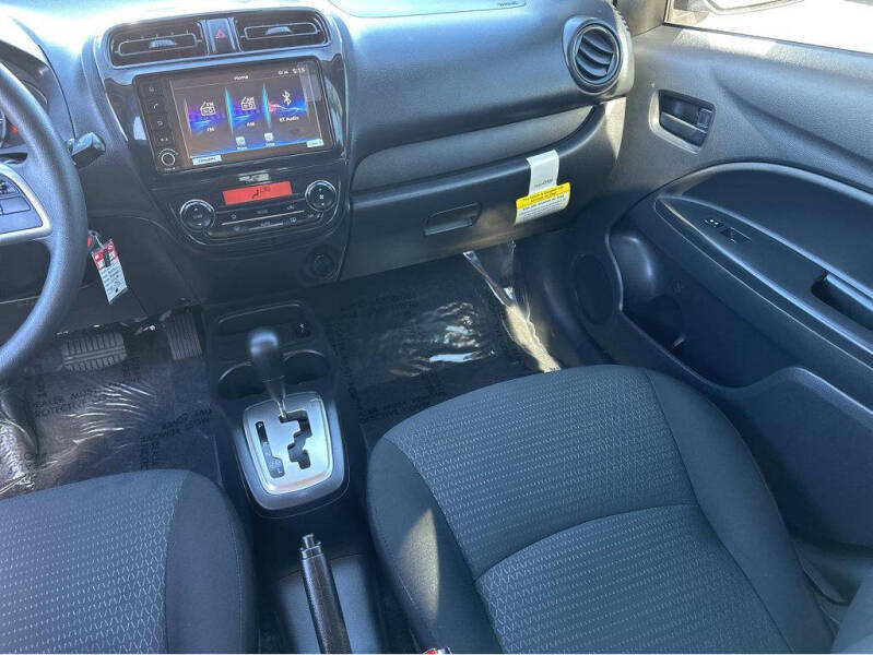 2024 Mitsubishi Mirage G4 LE