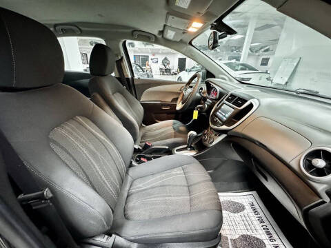 2017 Chevrolet Sonic LT Auto