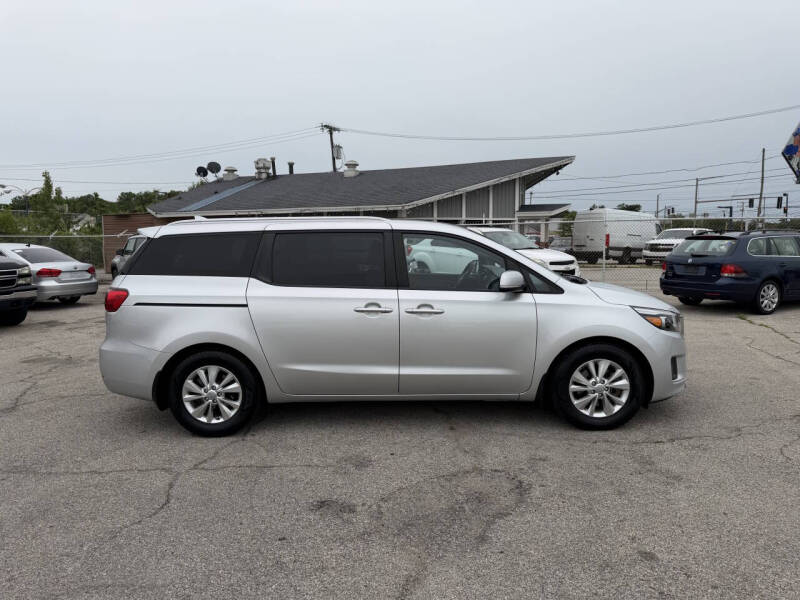 2016 Kia Sedona LX