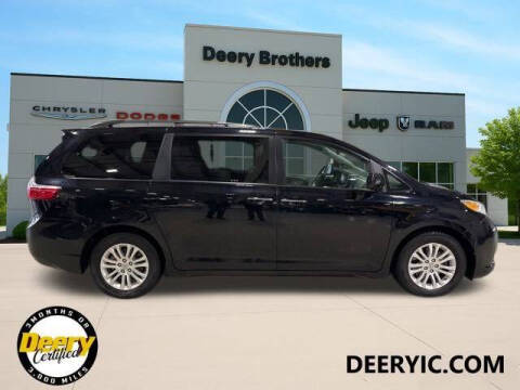 2017 Toyota Sienna XLE Premium 8-Passenger