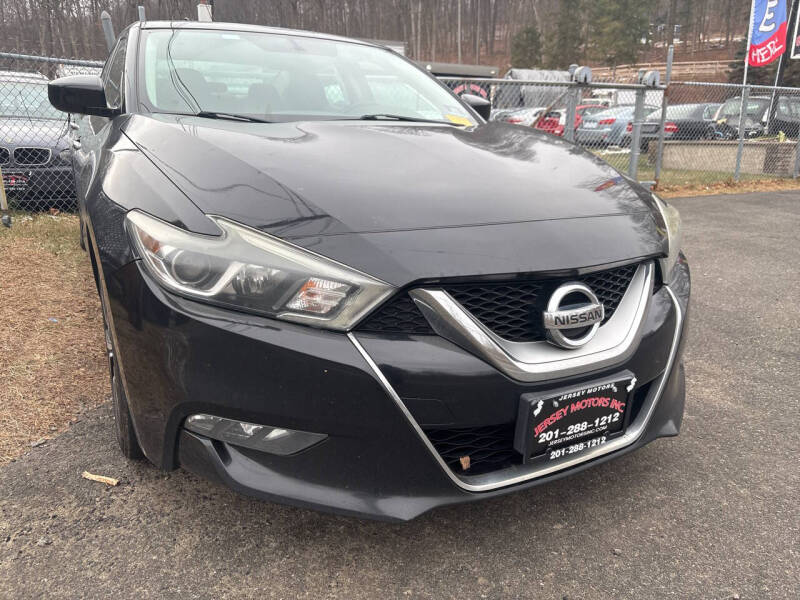 2016 Nissan Maxima S's photo