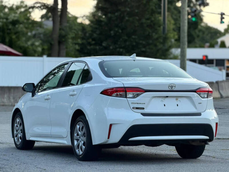 2022 Toyota Corolla LE