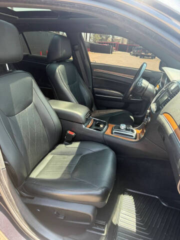2019 Chrysler 300 C