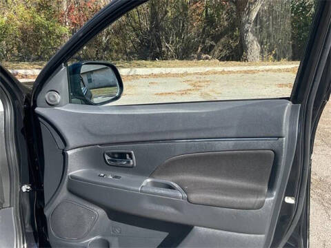 2023 Mitsubishi Outlander Sport