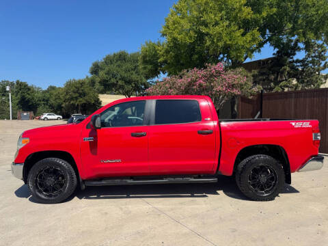 2014 Toyota Tundra SR5