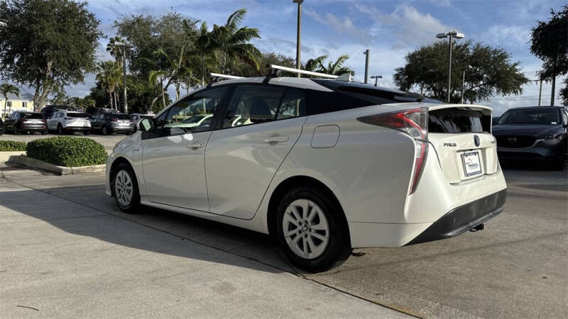 2016 Toyota Prius Two