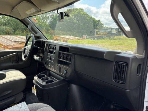 2025 GMC Savana 3500