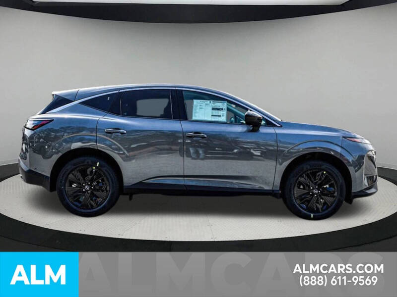 2025 Nissan Murano SV