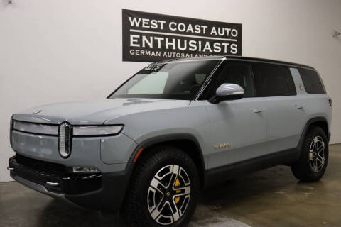 2023 Rivian R1S Adventure