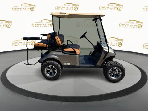 2015 E-Z-GO Golf Cart