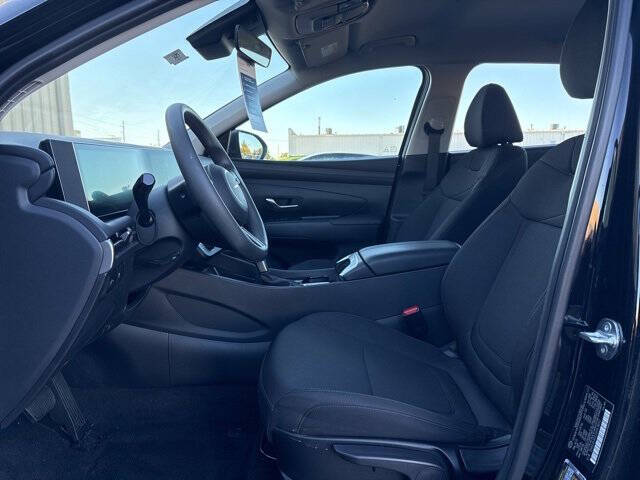 2025 Hyundai Tucson SE