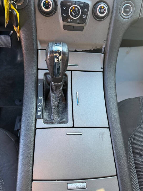 2013 Ford Taurus SEL