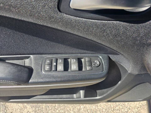 2016 Dodge Charger SE
