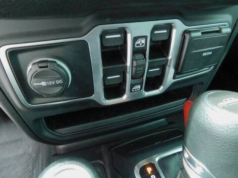 2024 Jeep Gladiator NightHawk