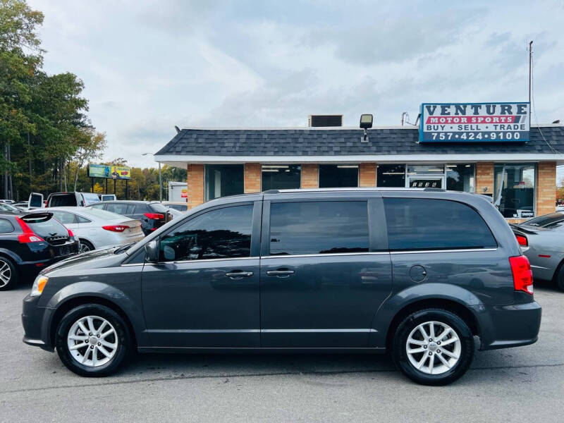 2018 Dodge Grand Caravan SXT photo 2