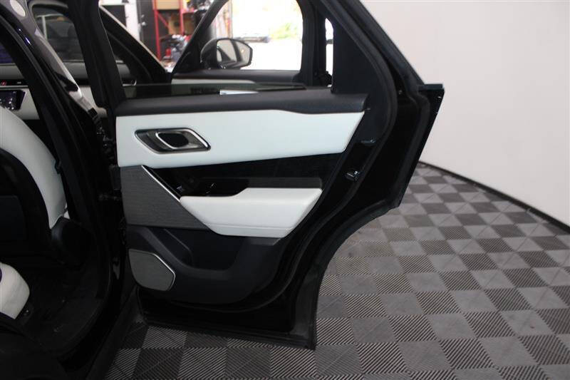 2018 Land Rover Range Rover Velar D180 R-Dynamic SE