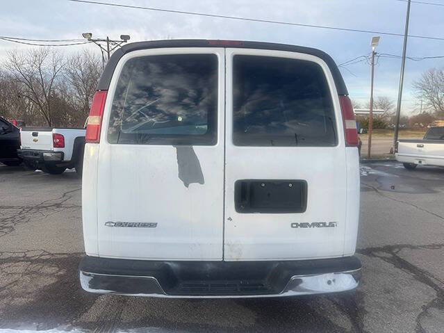 2004 Chevrolet Express 2500