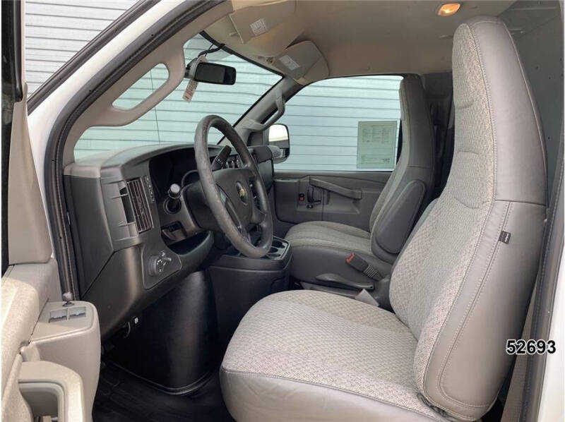 2021 Chevrolet Express 2500