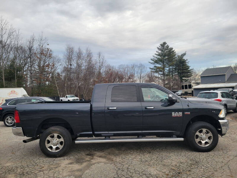 2017 RAM Ram 3500 Pickup Big Horn/Lone Star photo 4