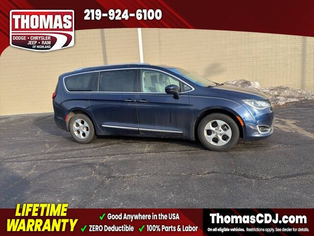 2017 Chrysler Pacifica Touring-L Plus