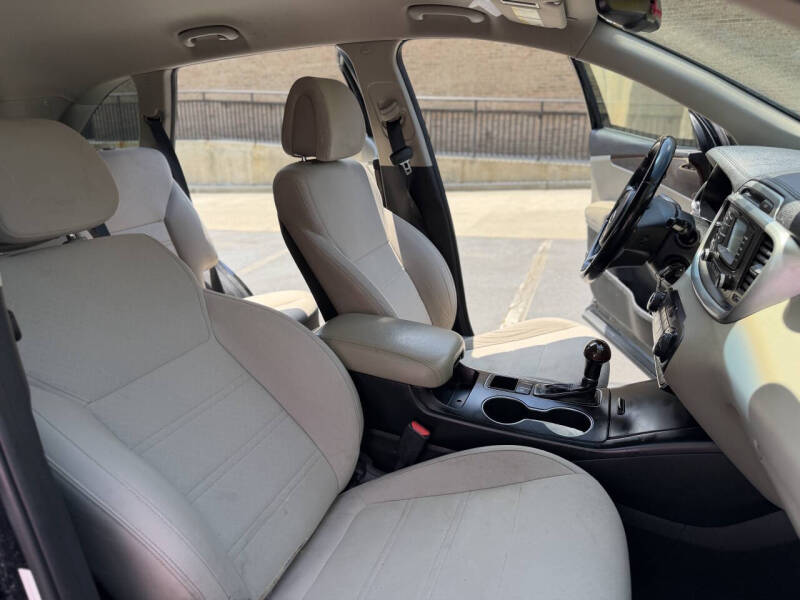 2016 Kia Sorento LX
