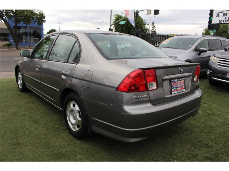 2005 Honda Civic Hybrid