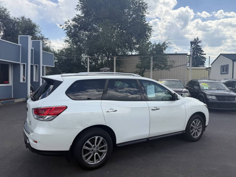 2015 Nissan Pathfinder SV