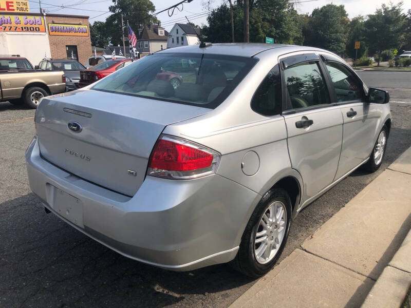 2011 Ford Focus SE