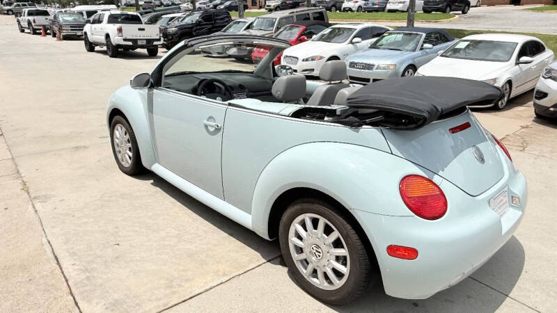 2004 Volkswagen New Beetle Convertible GLS
