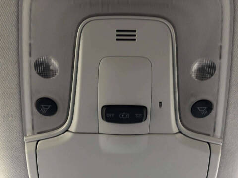 2019 Toyota Prius L Eco