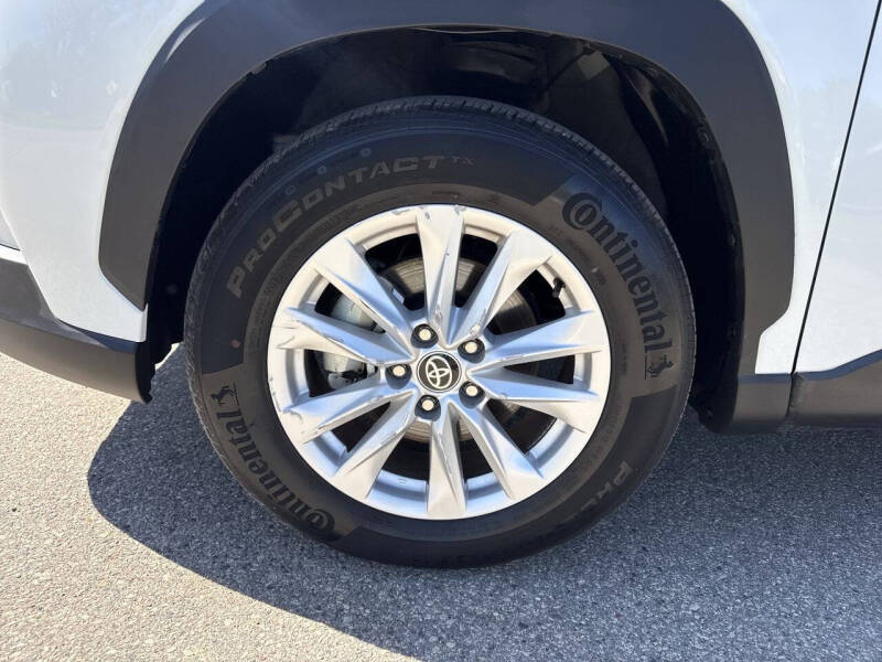 2023 Toyota Corolla Cross LE
